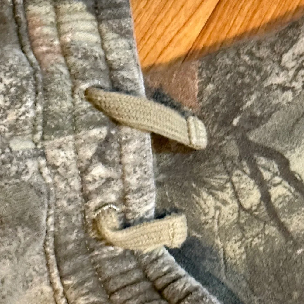 Abercrombie Kids Camo Sweatpants A&F Essentials Camouflage Joggers Boys 15/16